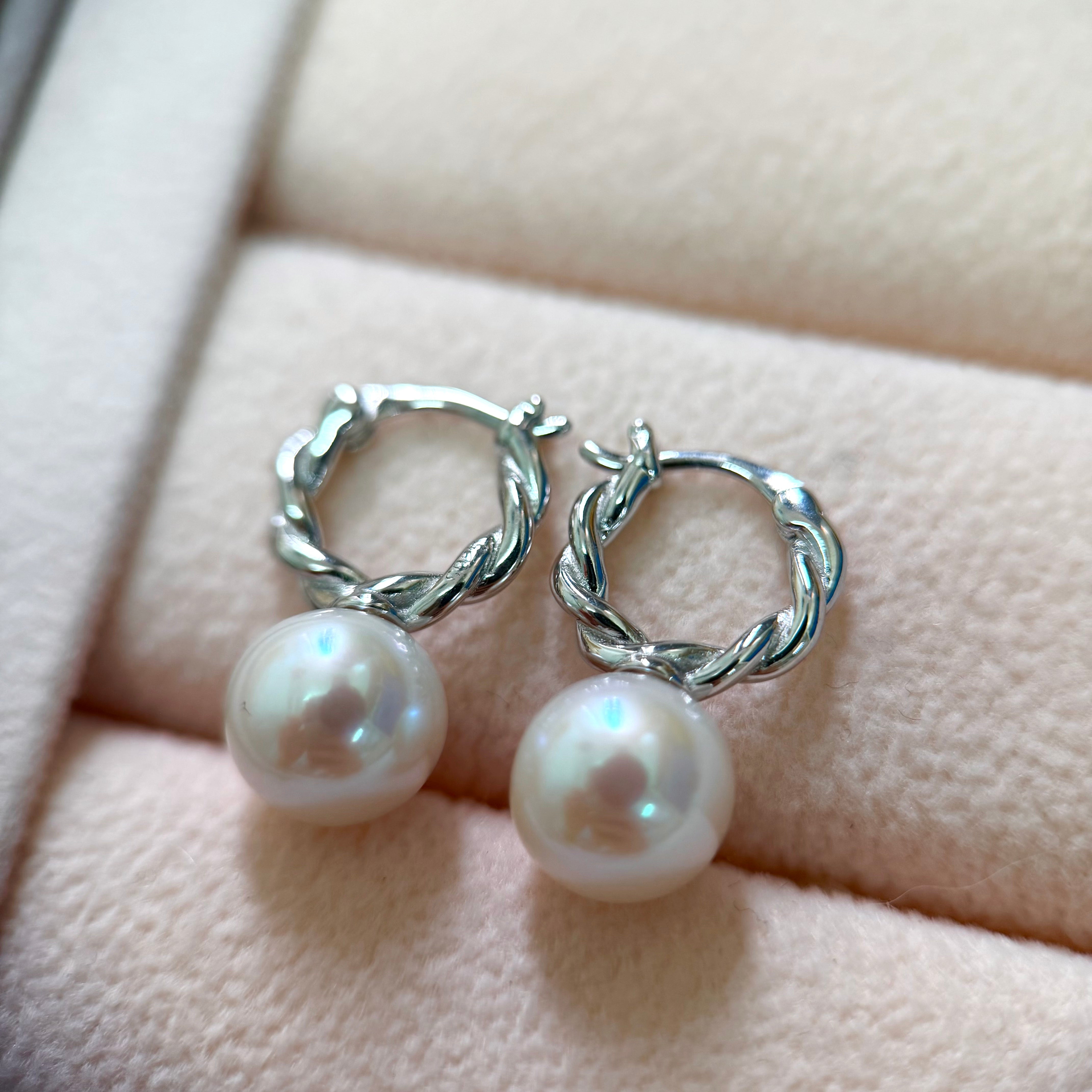 10-11mm耳圈耳環 Freshwater Pearl Earrings
