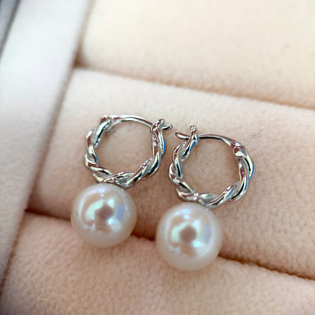 10-11mm耳圈耳環 Freshwater Pearl Earrings